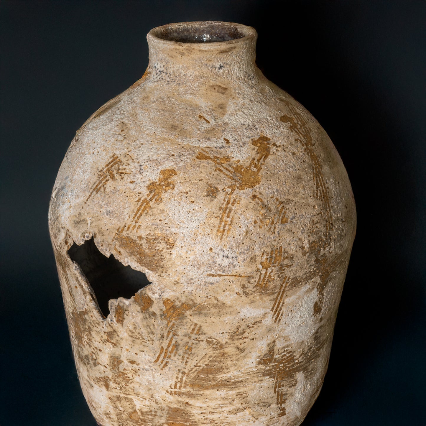 Crack Vase