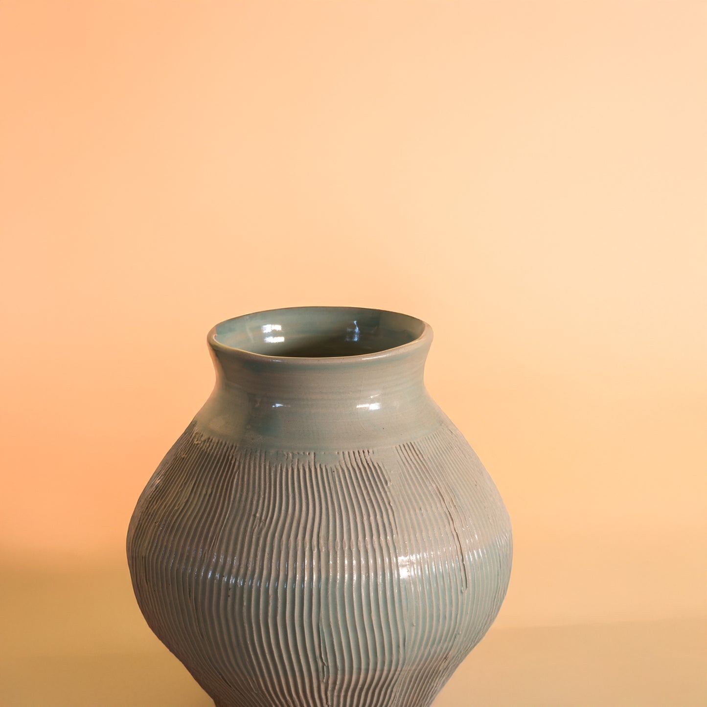 Tirquese Vase